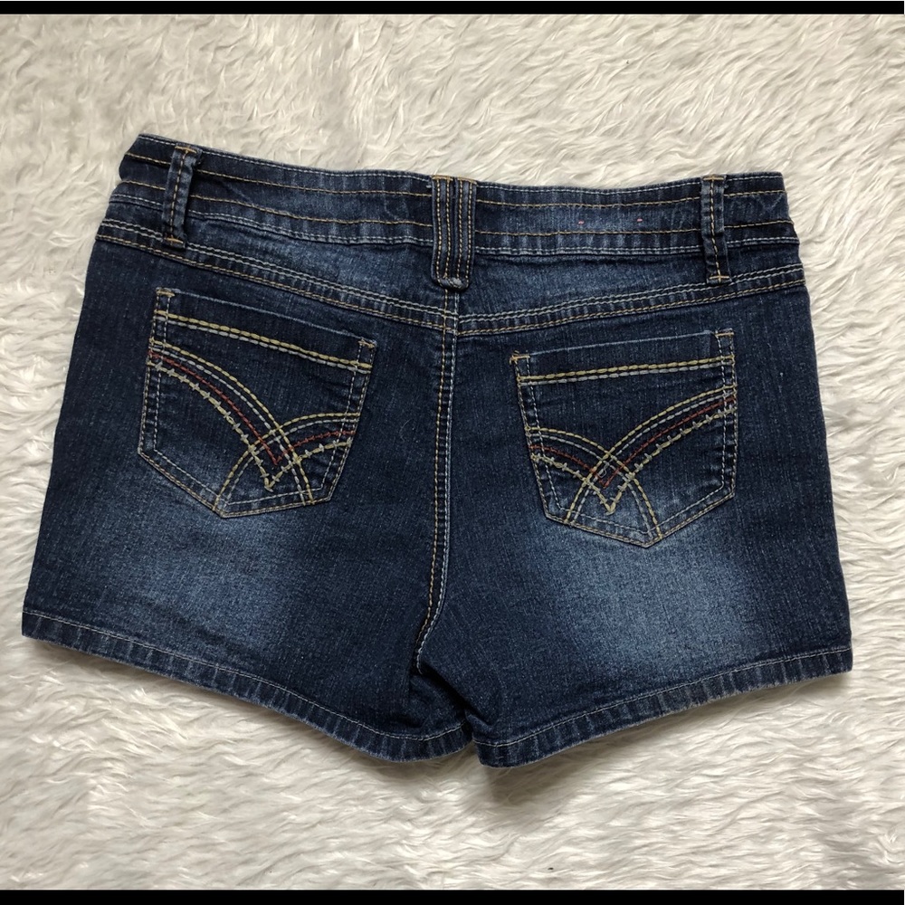So  jeans short size 7